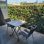 Hotel Logis Le Cadusia 3*