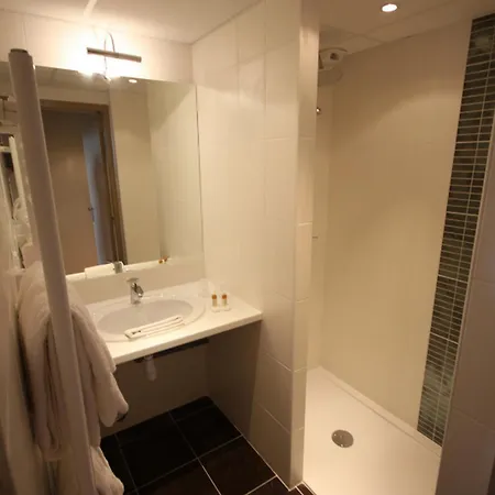 Hotel Logis Le Cadusia