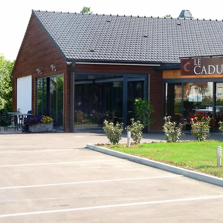 Logis Le Cadusia Hotel Chaource