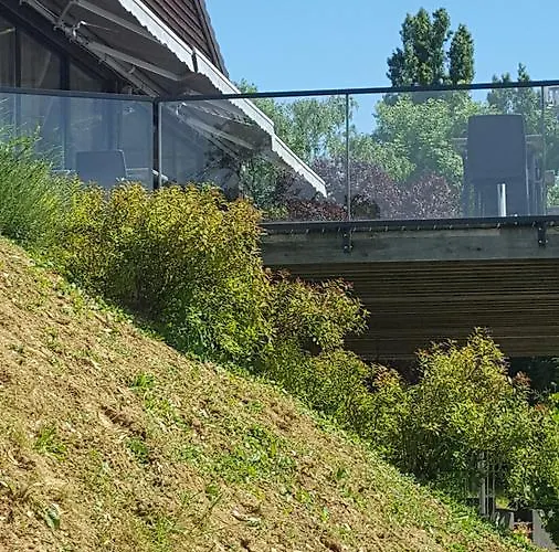 Logis Le Cadusia Hotel Chaource