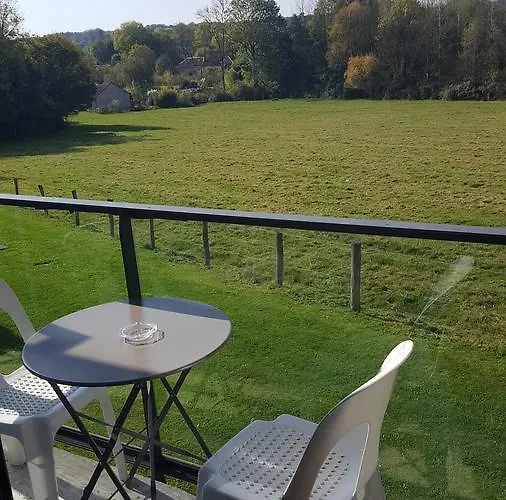 Le Cadusia מלון Chaource