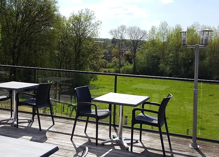 Logis Le Cadusia 3* Chaource